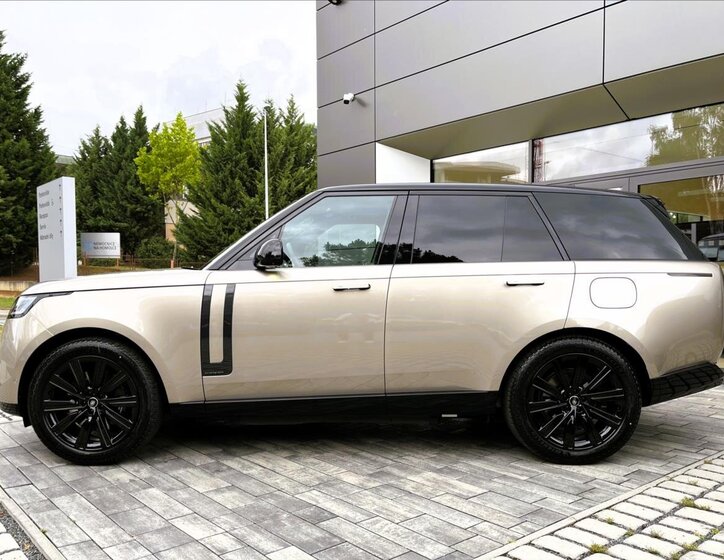 Land Rover Range Rover SUV 3,0 l 404 kw