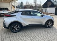Toyota C-HR SUV / Terénní 2,0 l 112 kw
