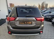 Mitsubishi Outlander 7