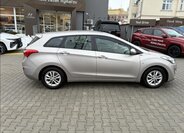 Hyundai i30 Kombi 1,6 l 99 kw