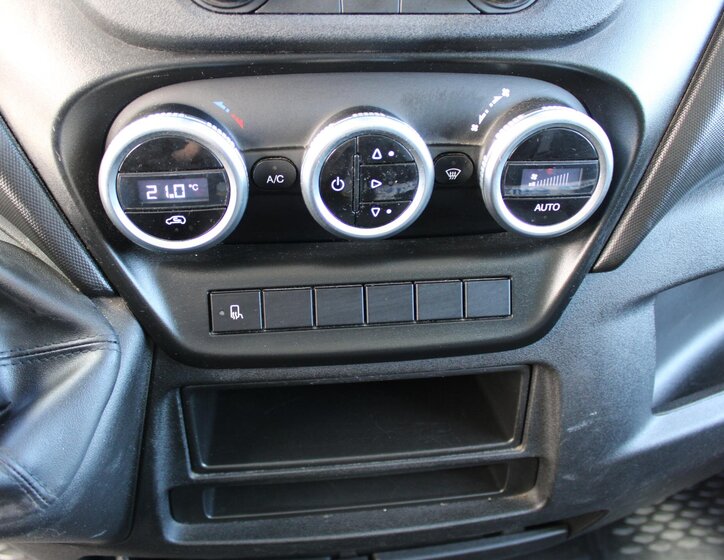 Iveco Daily Skříň 3,0 l 118 kw