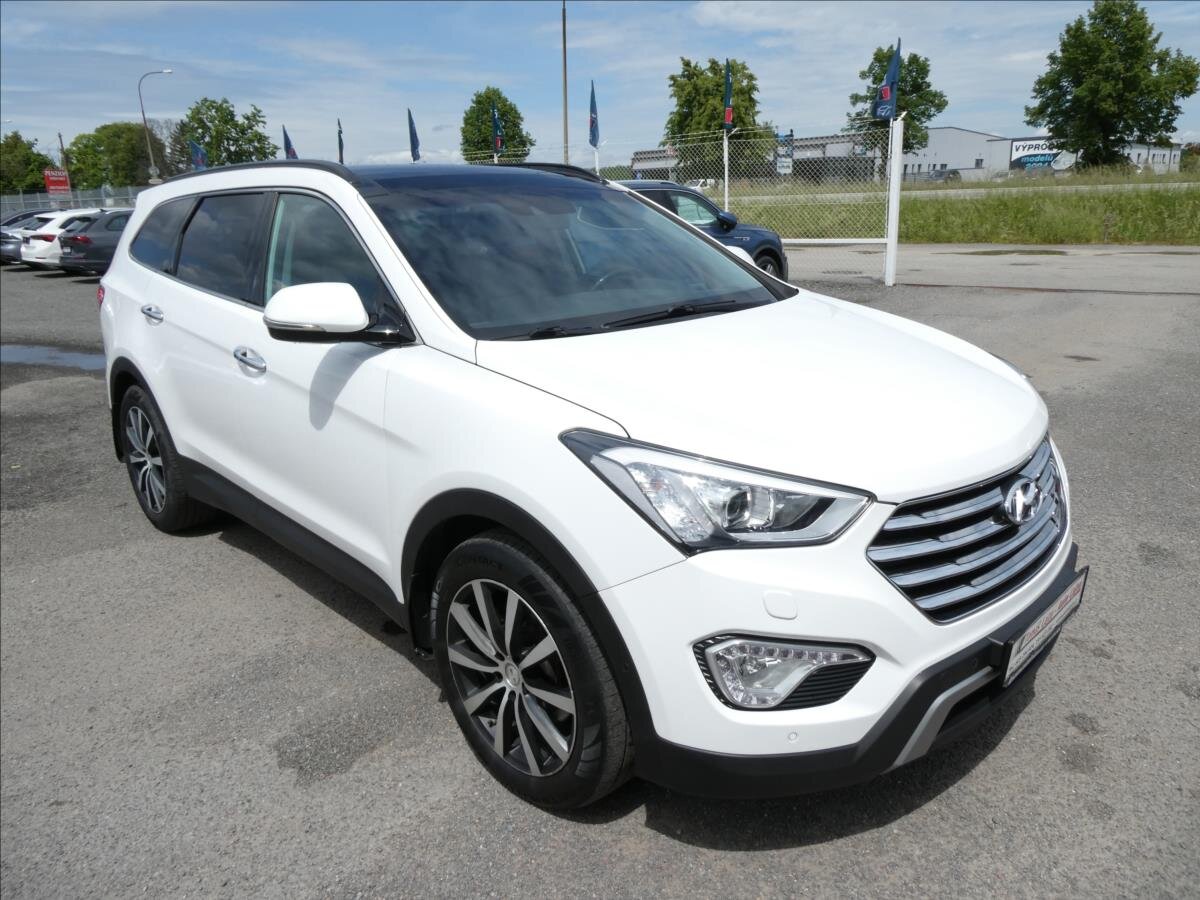 Hyundai Grand Santa Fe SUV / Terénní 2,2 l 145 kw