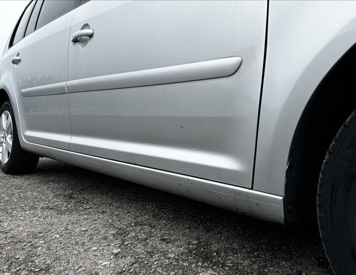 Volkswagen Touran MPV 2,0 l 110 kw