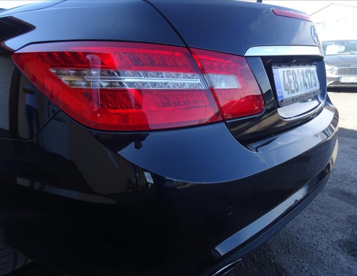 Mercedes-Benz Třídy E 11