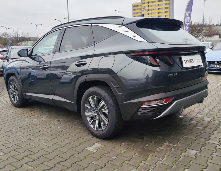 Hyundai Tucson SUV 1,6 l 110 kw