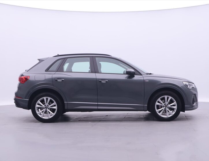 Audi Q3 SUV / Terénní 1,5 l 110 kw