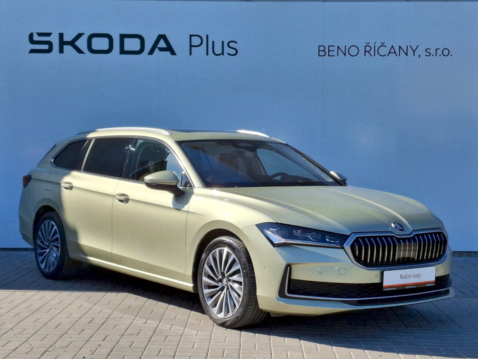 Škoda Superb Kombi 1,5 l 150 kw