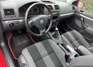 Volkswagen Golf 9