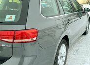 Volkswagen Passat Kombi 1,6 l 88 kw