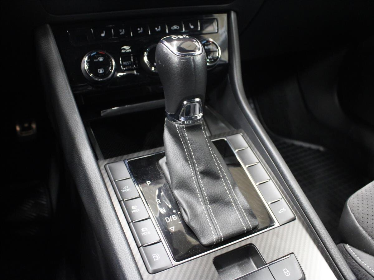 Škoda Superb Kombi 1,4 l 115 kw