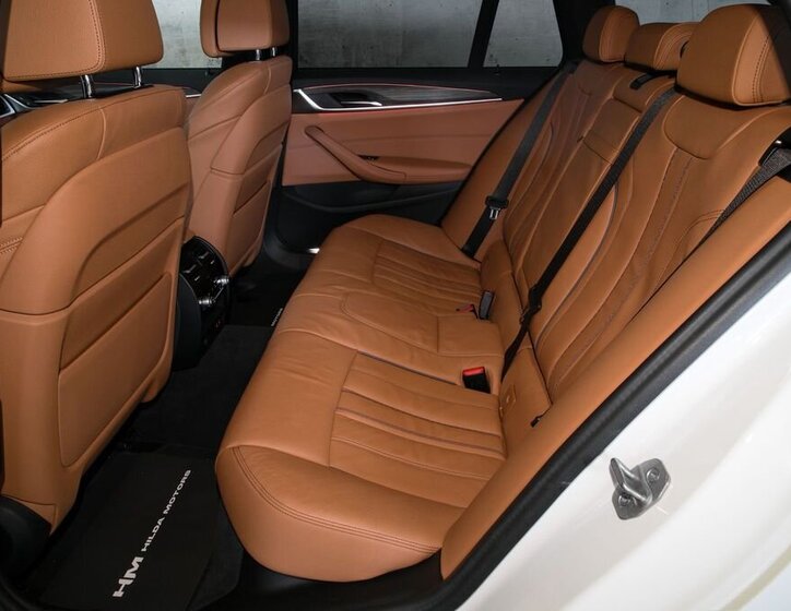 BMW Řada 5 Kombi 3,0 l 245 kw