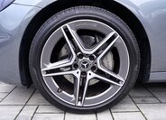 Mercedes-Benz Třídy E Sedan 2,0 l 143 kw