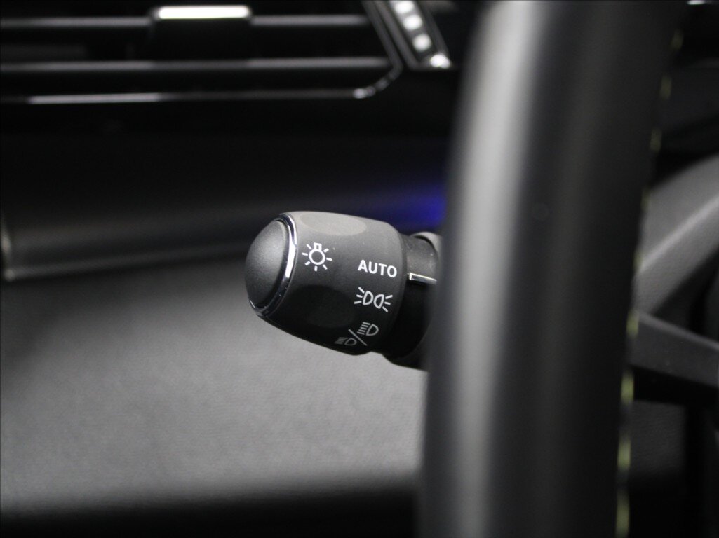 Peugeot 408 Liftback 1,6 l 165 kw