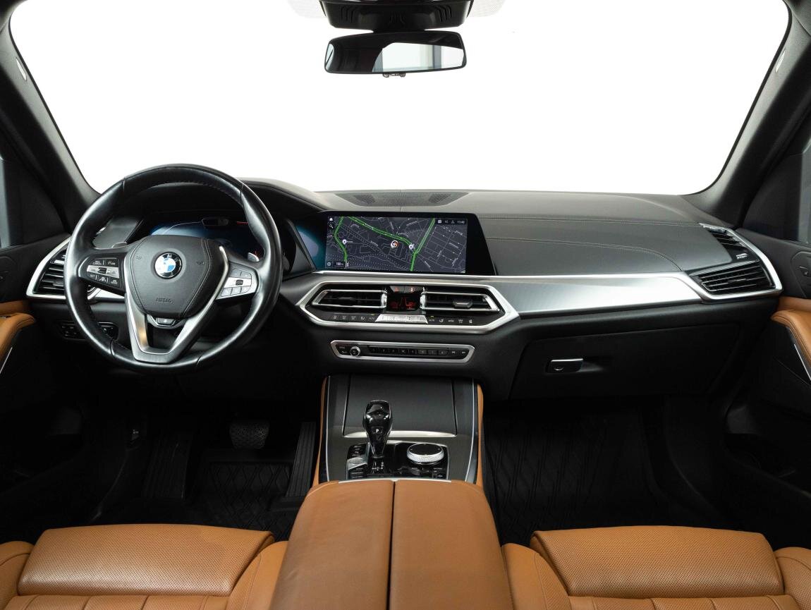 BMW X5 SUV 3,0 l 250 kw