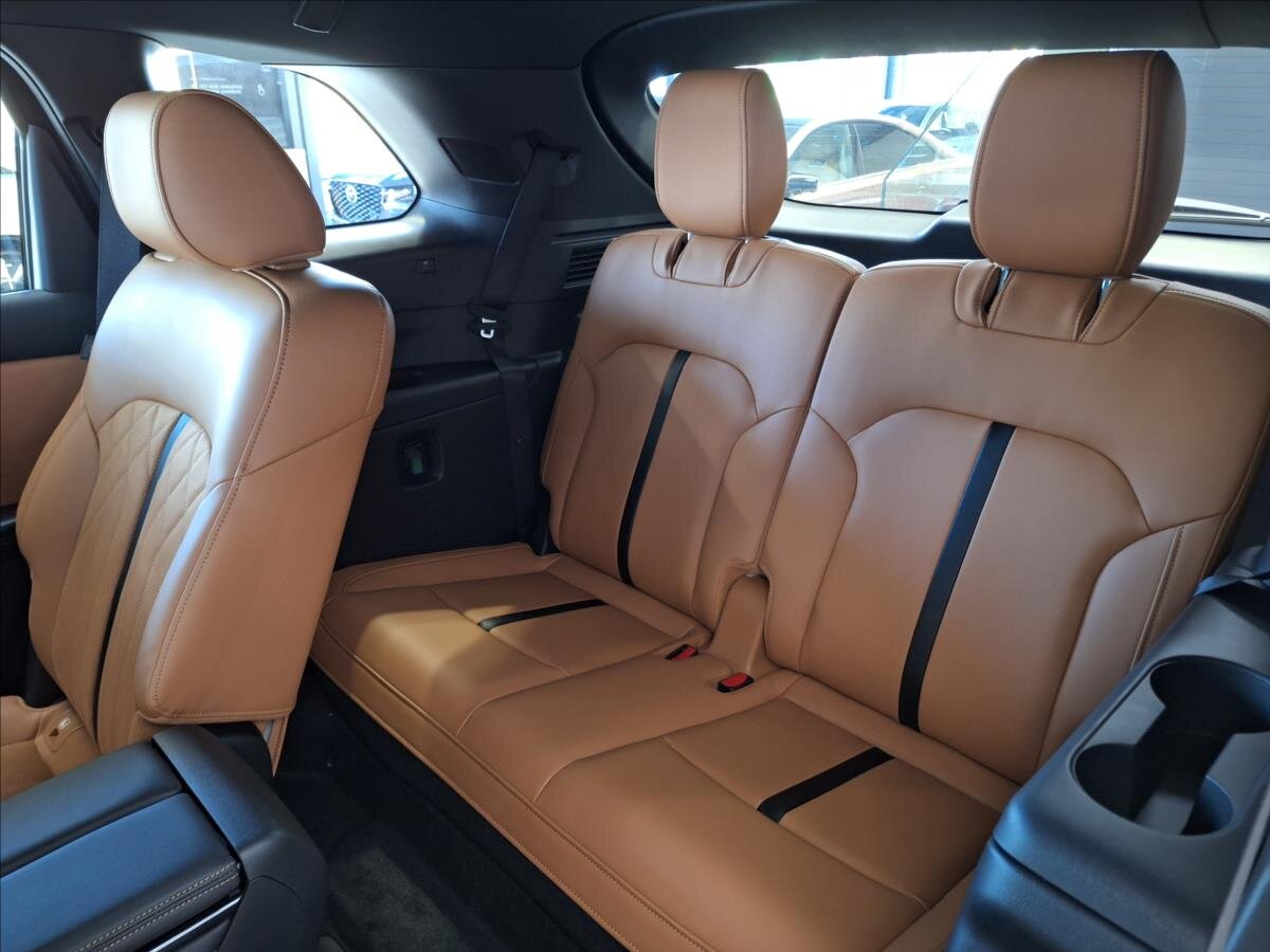 Mazda CX-80 SUV / Terénní 3,3 l 187 kw