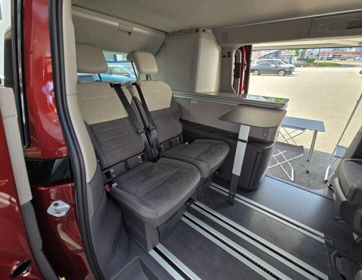 Volkswagen California VAN-Minibus 2,0 l 110 kw