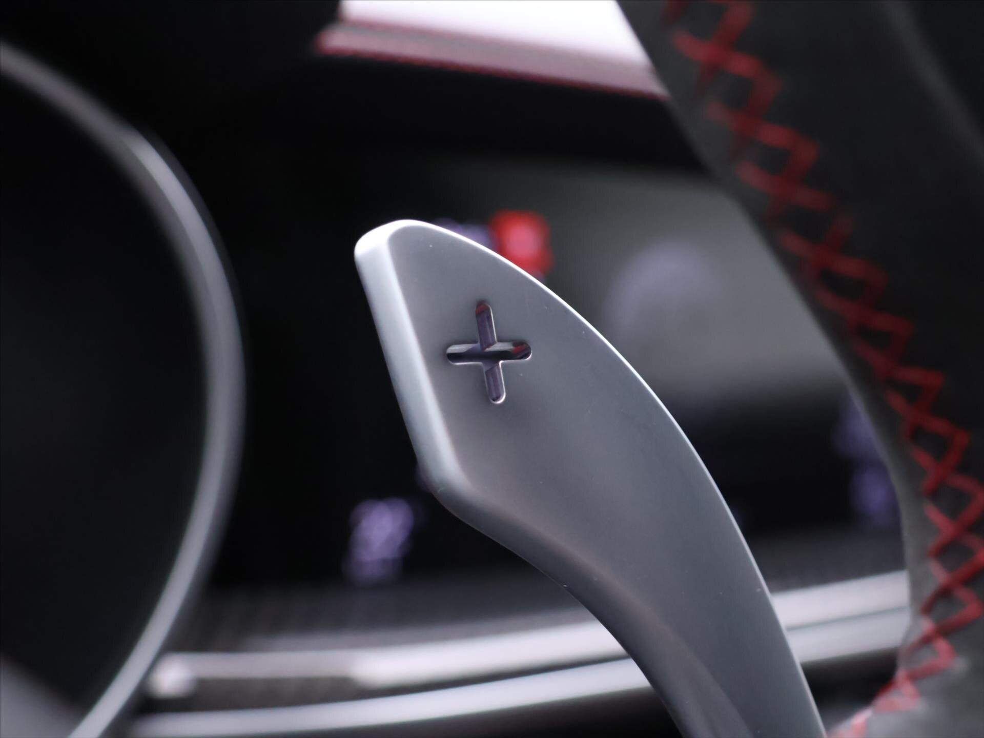 Alfa Romeo Stelvio SUV / Terénní 2,9 l 375 kw