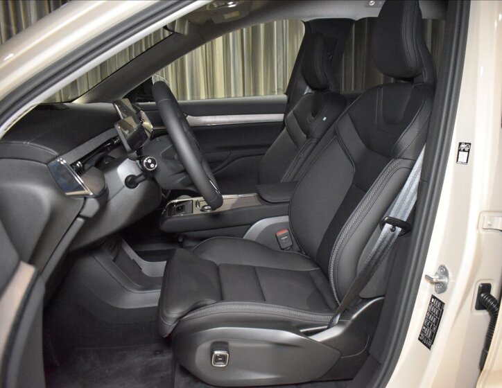 Volvo EX90 SUV / Terénní 0,0 380 kw