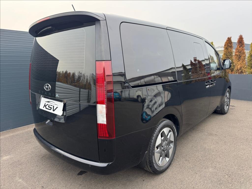Hyundai Staria VAN / Minibus 2,2 l 130 kw