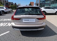 Volvo V90 6