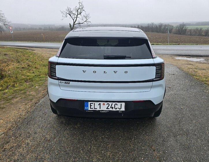 Volvo EX30 SUV 0,0 0