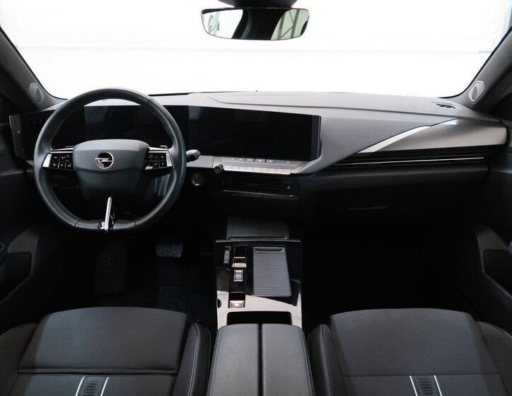 Opel Astra Hatchback 1,2 l 96 kw