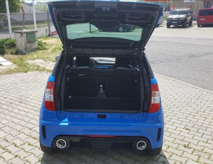 Ligier JS 50 L Hatchback 478,0 6 kw