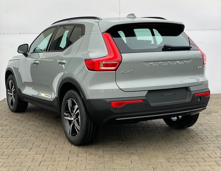 Volvo XC40 SUV 2,0 l 120 kw