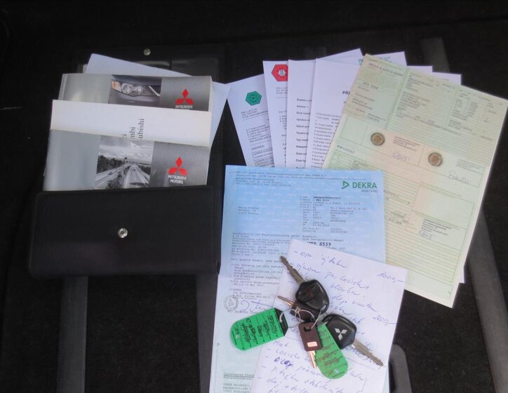 Mitsubishi Outlander SUV / Terénní 2,4 l 125 kw