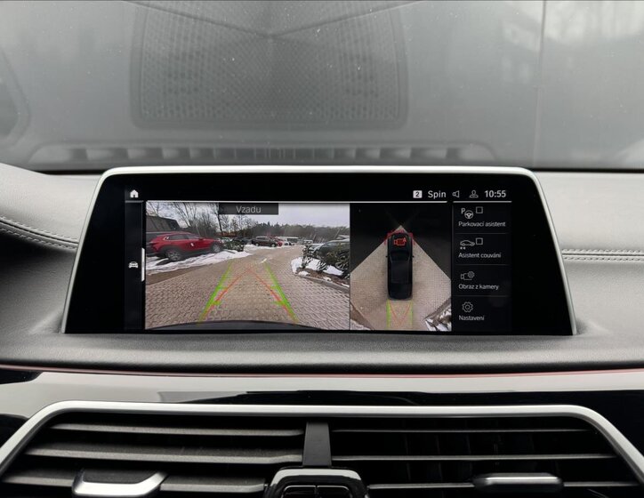 BMW Řada 7 Sedan 3,0 l 250 kw