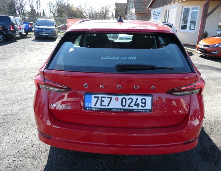 Škoda Octavia Kombi 2,0 l 110 kw