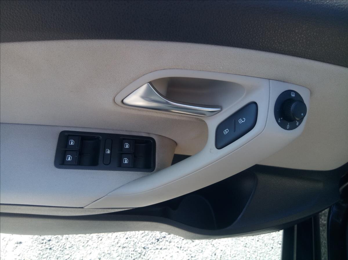 Volkswagen Polo Hatchback 1,2 l 77 kw