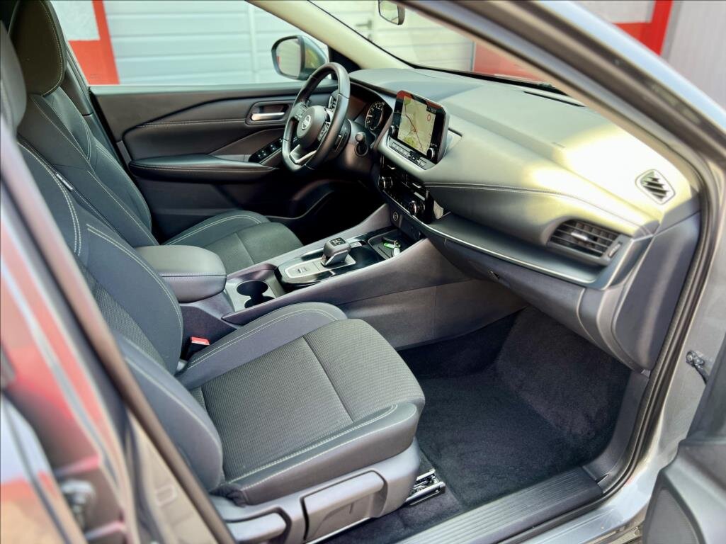 Nissan Qashqai SUV / Terénní 1,3 l 116 kw