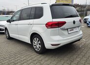 Volkswagen Touran MPV 1,5 l 110 kw