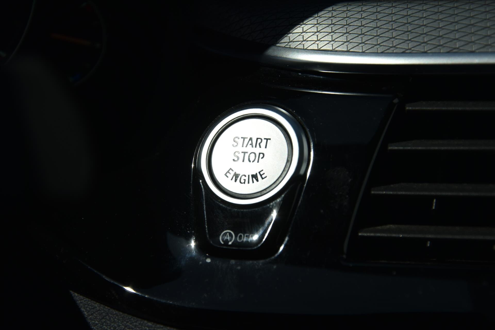 BMW Řada 5 Sedan / Limuzína 3,0 l 250 kw