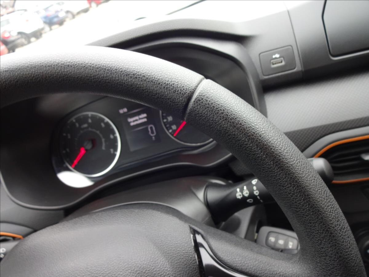 Dacia Sandero Hatchback 999,0 67 kw