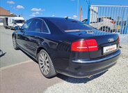 Audi A8 Sedan / Limuzína 4,1 l 240 kw