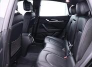 Maserati Levante 17