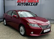 Lexus ES 300h Sedan / Limuzína 3,0 l 116 kw