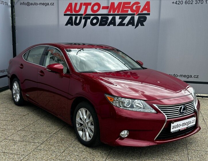 Lexus ES 300h Sedan / Limuzína 3,0 l 116 kw