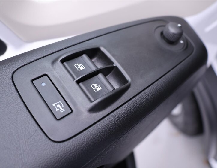 Peugeot Boxer Skříň 2,2 l 121 kw