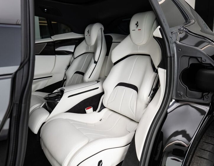 Ferrari Ostatní SUV 6,5 l 529 kw