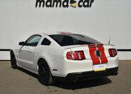Ford Mustang Kupé 4,6 l 235 kw