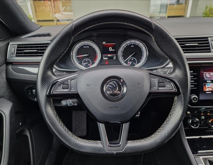 Škoda Superb Kombi 2,0 l 110 kw