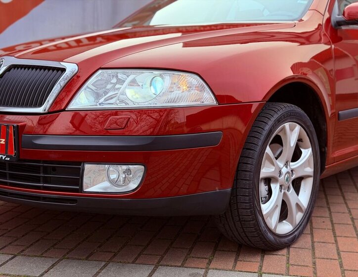 Škoda Octavia Liftback 2,0 l 103 kw