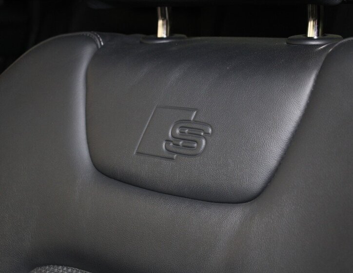 Audi A6 Sedan 3,0 l 210 kw