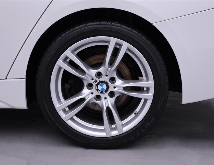 BMW Řada 3 33