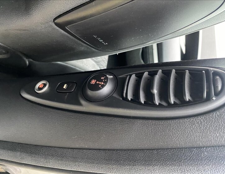 Citroën C8 Kombi 2,0 l 120 kw