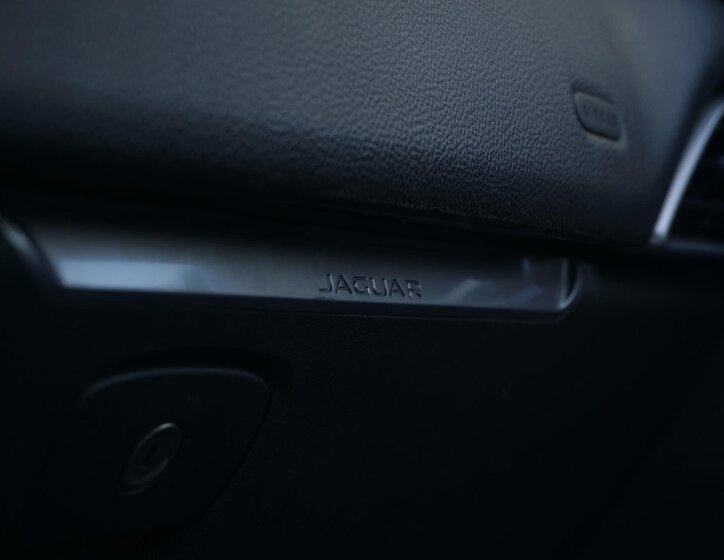 Jaguar F-Pace SUV / Terénní 2,0 l 184 kw