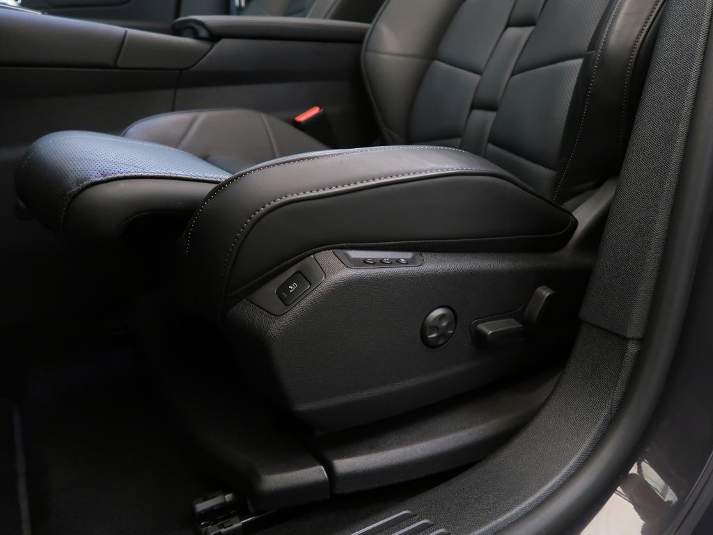 DS Automobiles DS7 Crossback